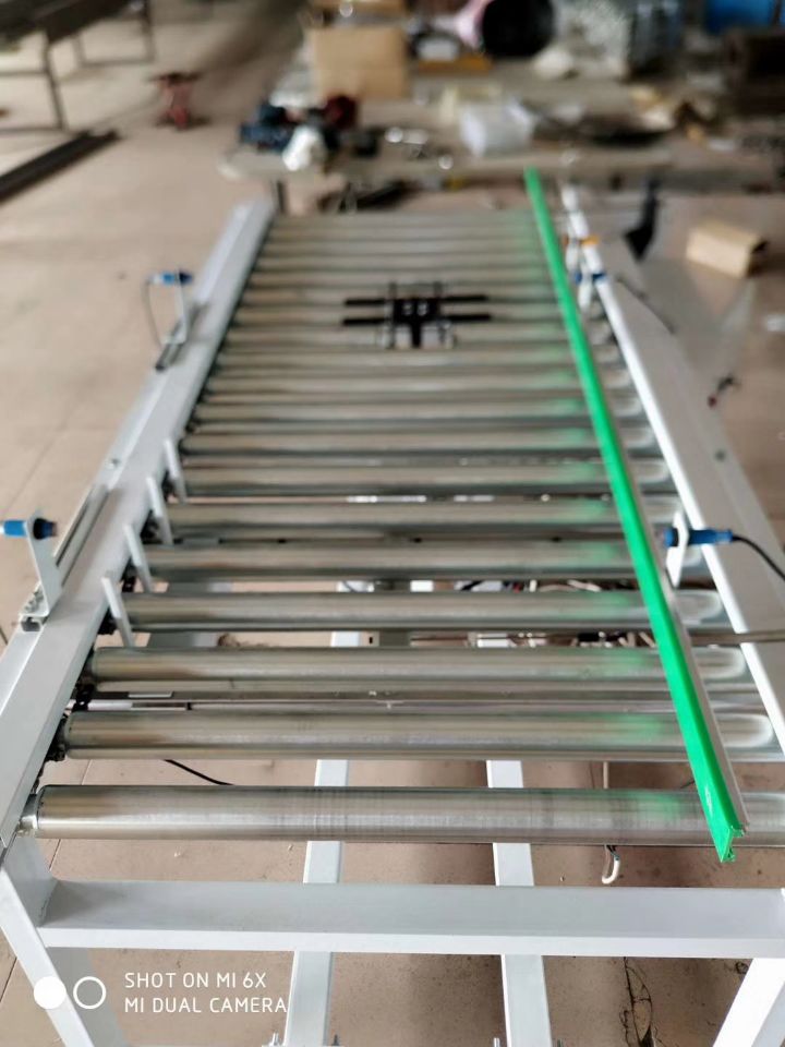 滾筒流水線.jpg 滾筒流水線.jpg