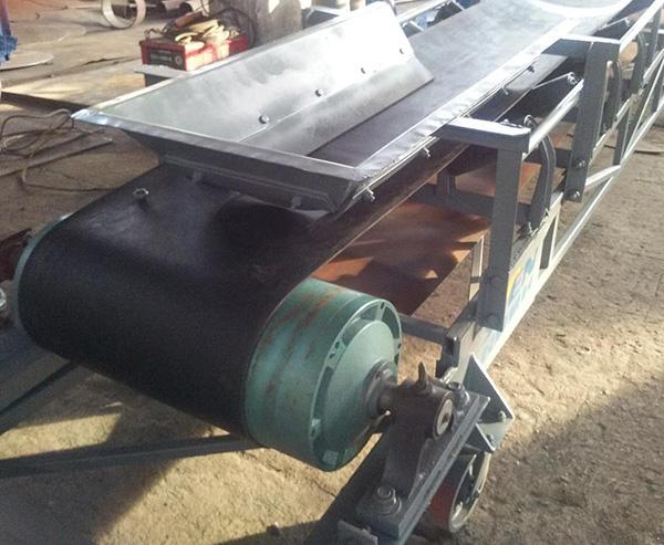 礦用皮帶輸送機.jpg 礦用皮帶輸送機.jpg