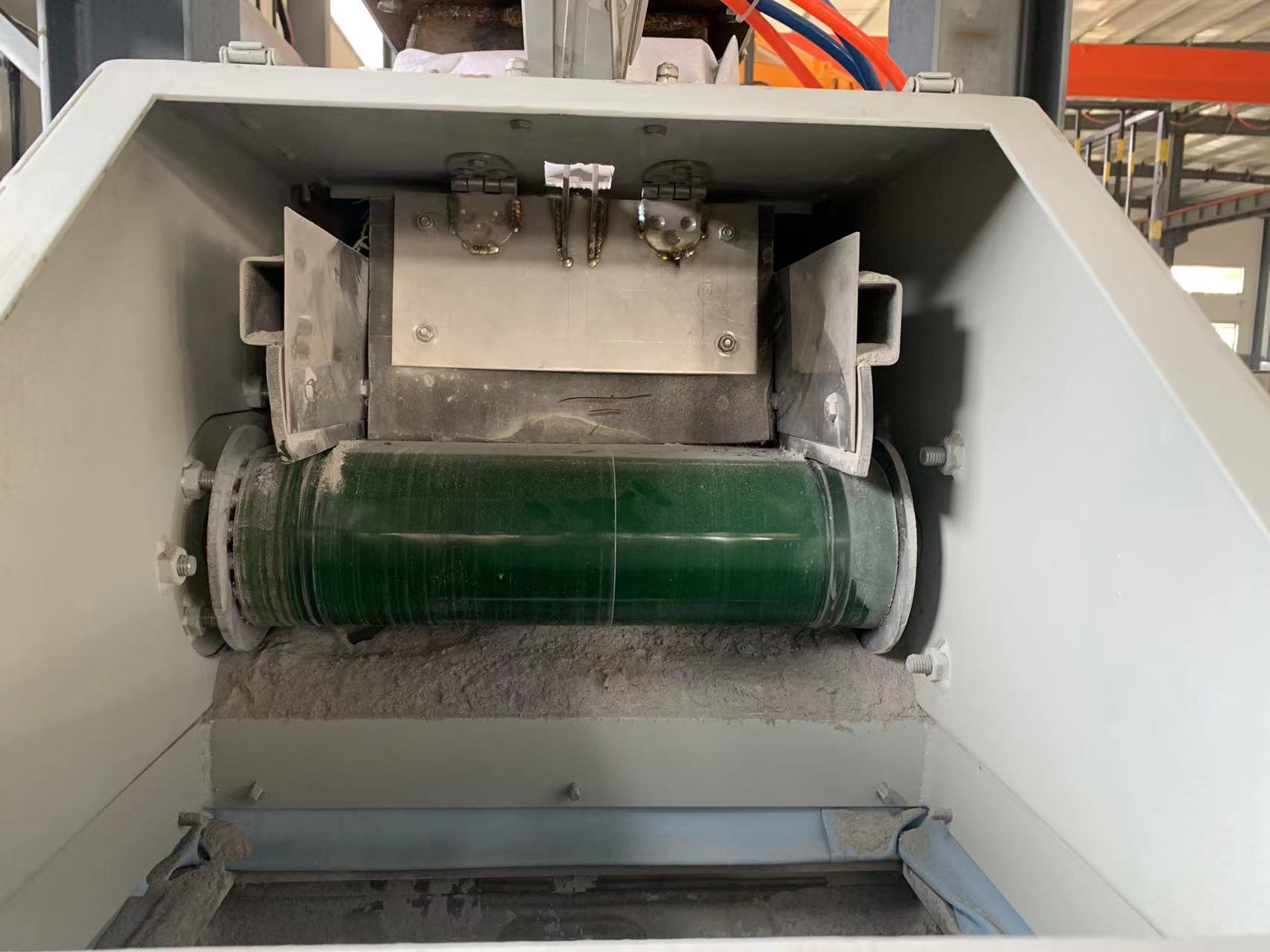 日照皮帶輸送機,青島樂途行工業設備有限公司.jpg 日照皮帶輸送機,青島樂途行工業設備有限公司.jpg